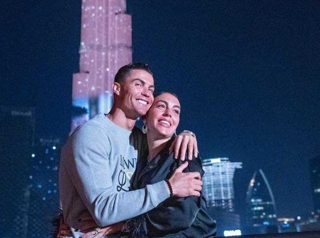 セレブの極み！クリロナが恋人の誕生日をお祝いするためにしたことが圧巻