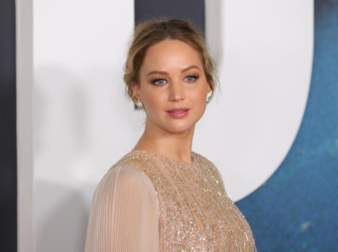 ジェニファー・ローレンス、第1子を出産したと報道