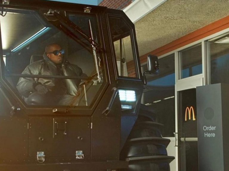カニエ・ウェスト、マクドナルドのドライブスルーで「注文あるある」に引っかかる