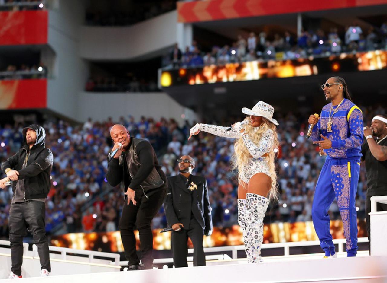 【朗報】第56回スーパーボウルのハーフタイムショーが観られる