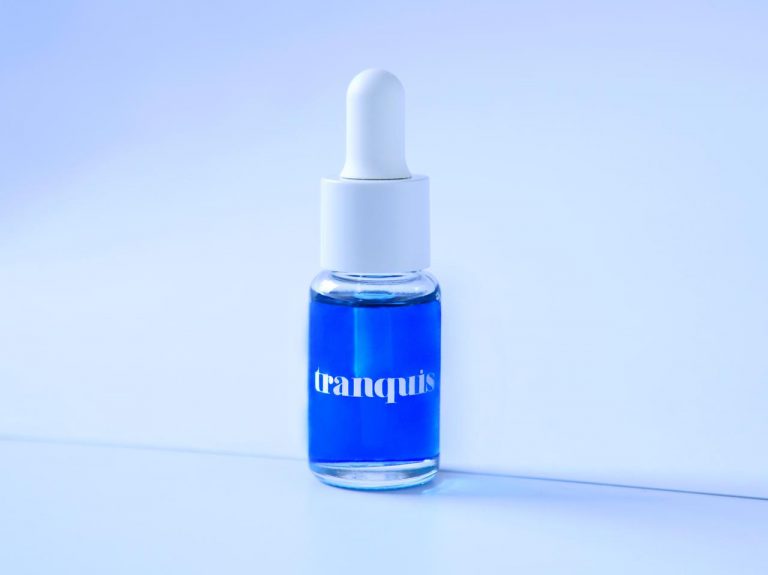 欠品続出!ブルーのCBDオイル「tranquis」フェイスオイルから10mlミニサイズが登場