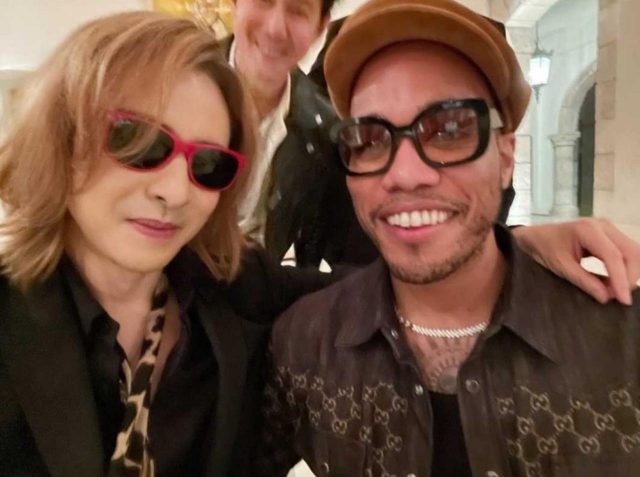 酔った勢いでYOSHIKIとアンダーソン・パークが「ボヘミアン・ラプソディ」でセッション