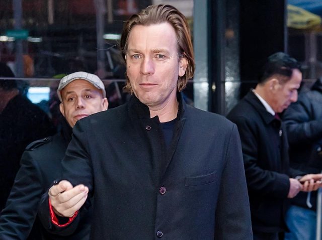 『スター・ウォーズ』ユアン・マクレガー、「自動ドアが開く時」に“いつもしてしまうこと”が最高
