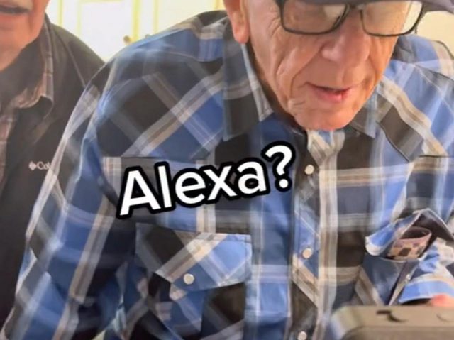 アマゾンのアレクサ、考えたことなかったけど“ノリが若い”！80歳のおじいちゃんパニック