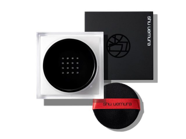 シュウ ウエムラ、サラサラなソフトマット肌を叶える「アンリミテッド mopo ルース パウダー」誕生