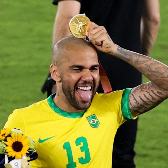 東京オリンピックの思い出を巨大なタトゥーに！ サッカーブラジル代表キャプテンの写真が公開