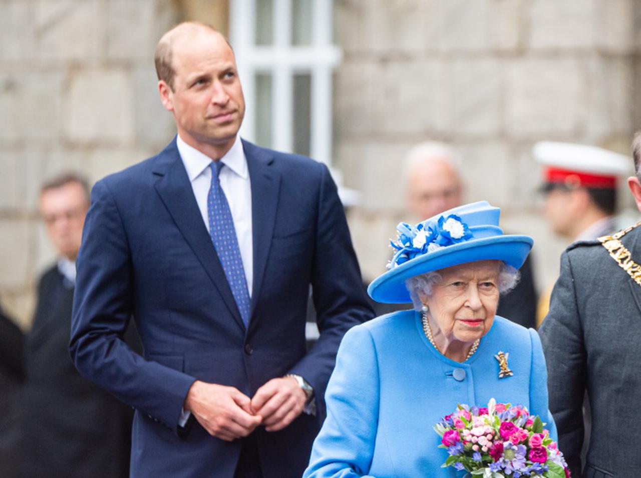 エリザベス女王がコロナ感染から回復、ウィリアム王子一家と楽しいひと時を過ごす