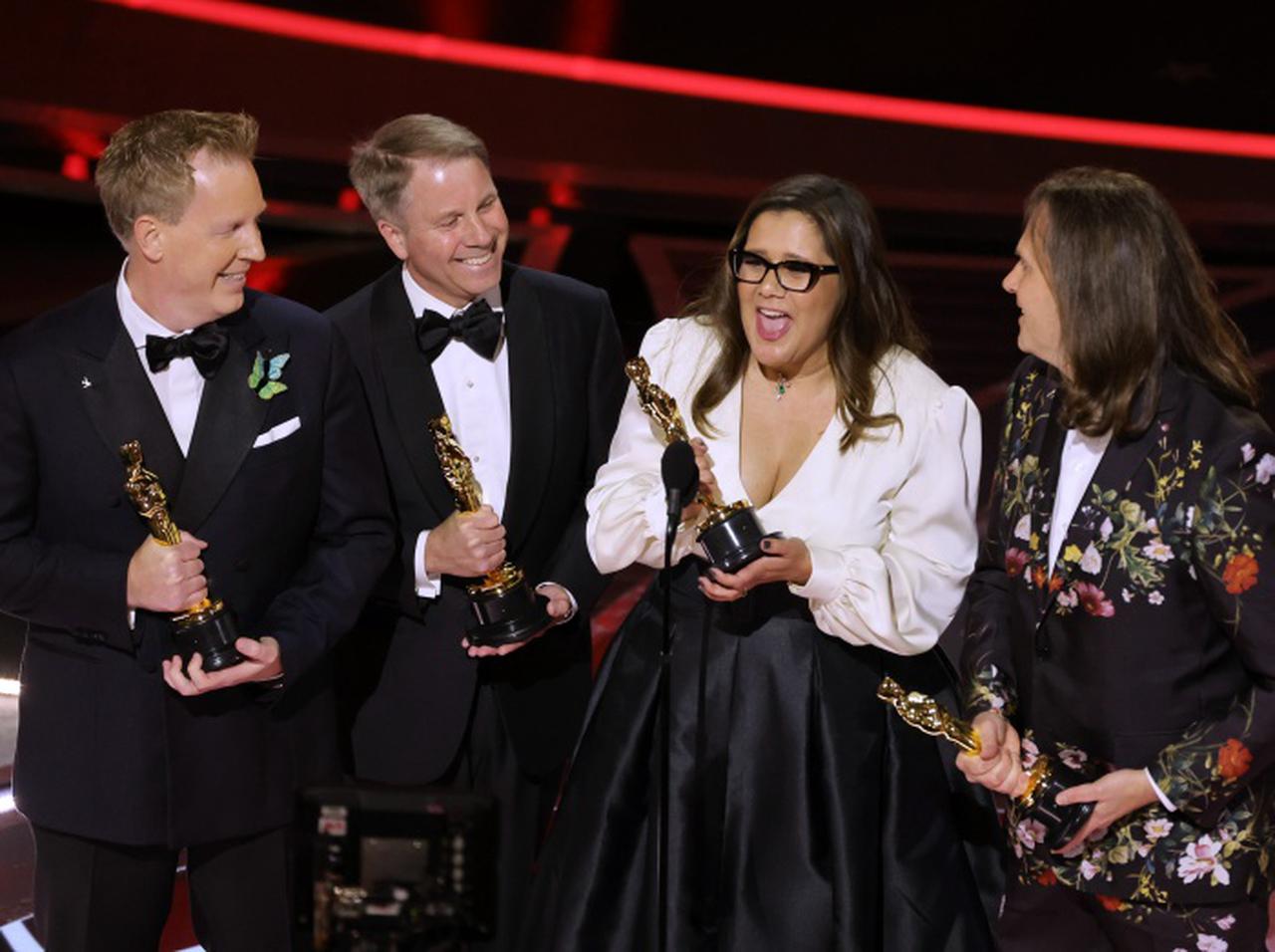 制作陣が多様性を祝福、『ミラベルと魔法だらけの家』が長編アニメーション映画賞を受賞