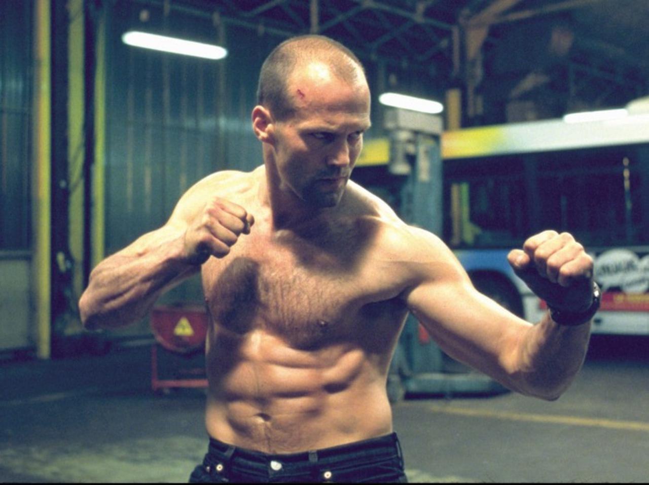 『トランスポーター』ぬるぬるのオイルファイトのシーンに隠された真実