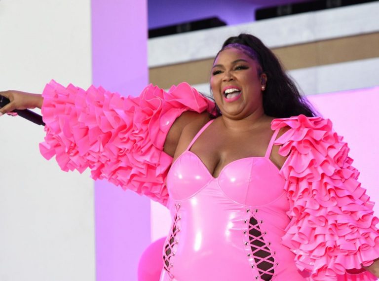 見せられる可愛い補正下着!リゾが5年越しの夢を叶えてブランド立ち上げ