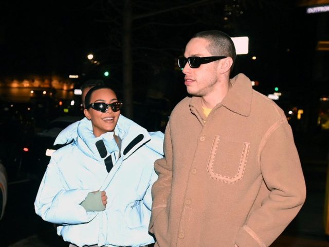 キム・カーダシアン、恋人ピート・デヴィッドソンとのことは「全部話す」