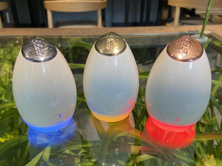 2種のLEDで肌悩みにアプローチ!ReFaがフォト美顔器を新発売
