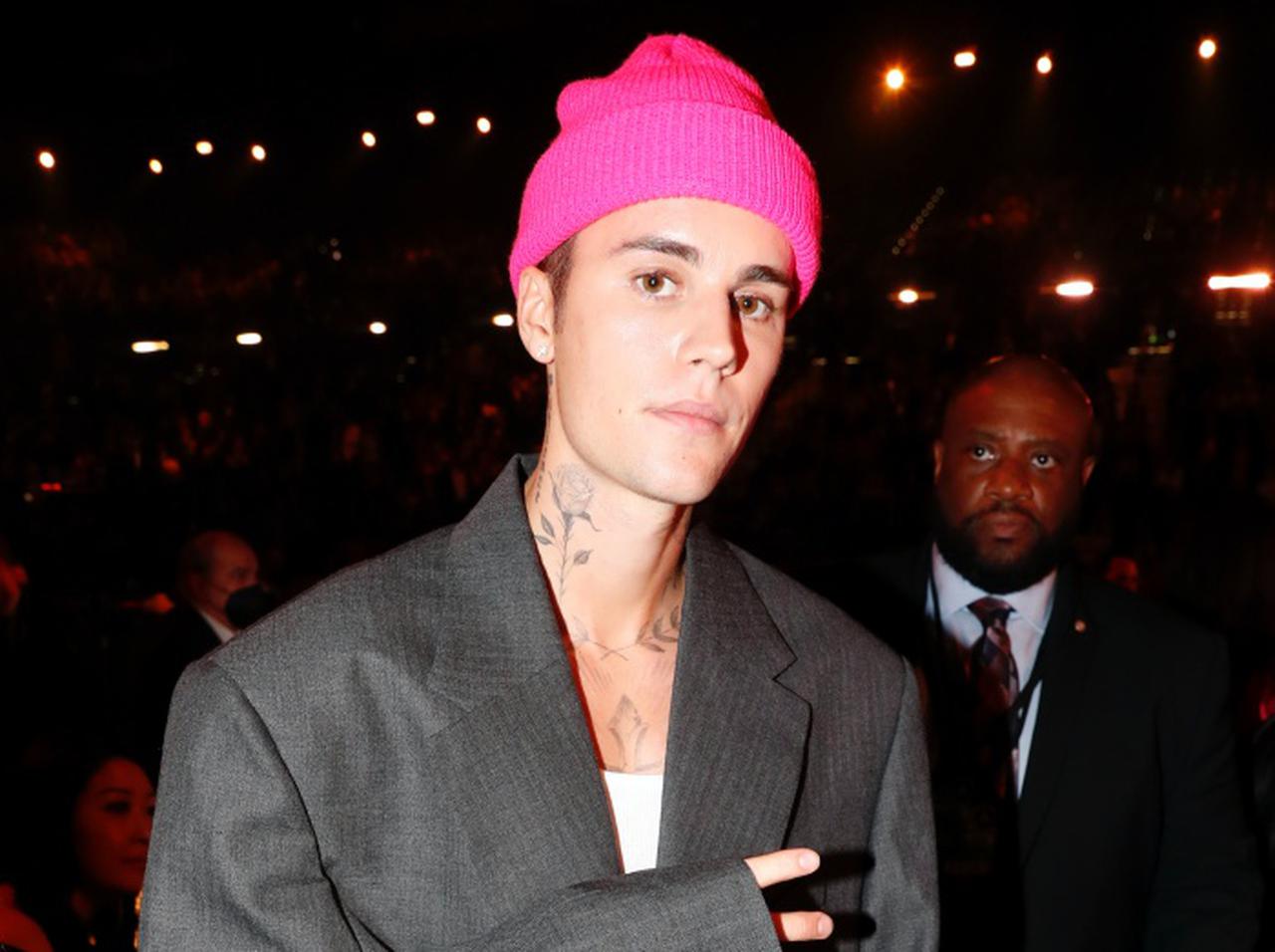 ジャスティン・ビーバー、スタッフとファンのために「無料セラピー」を提供