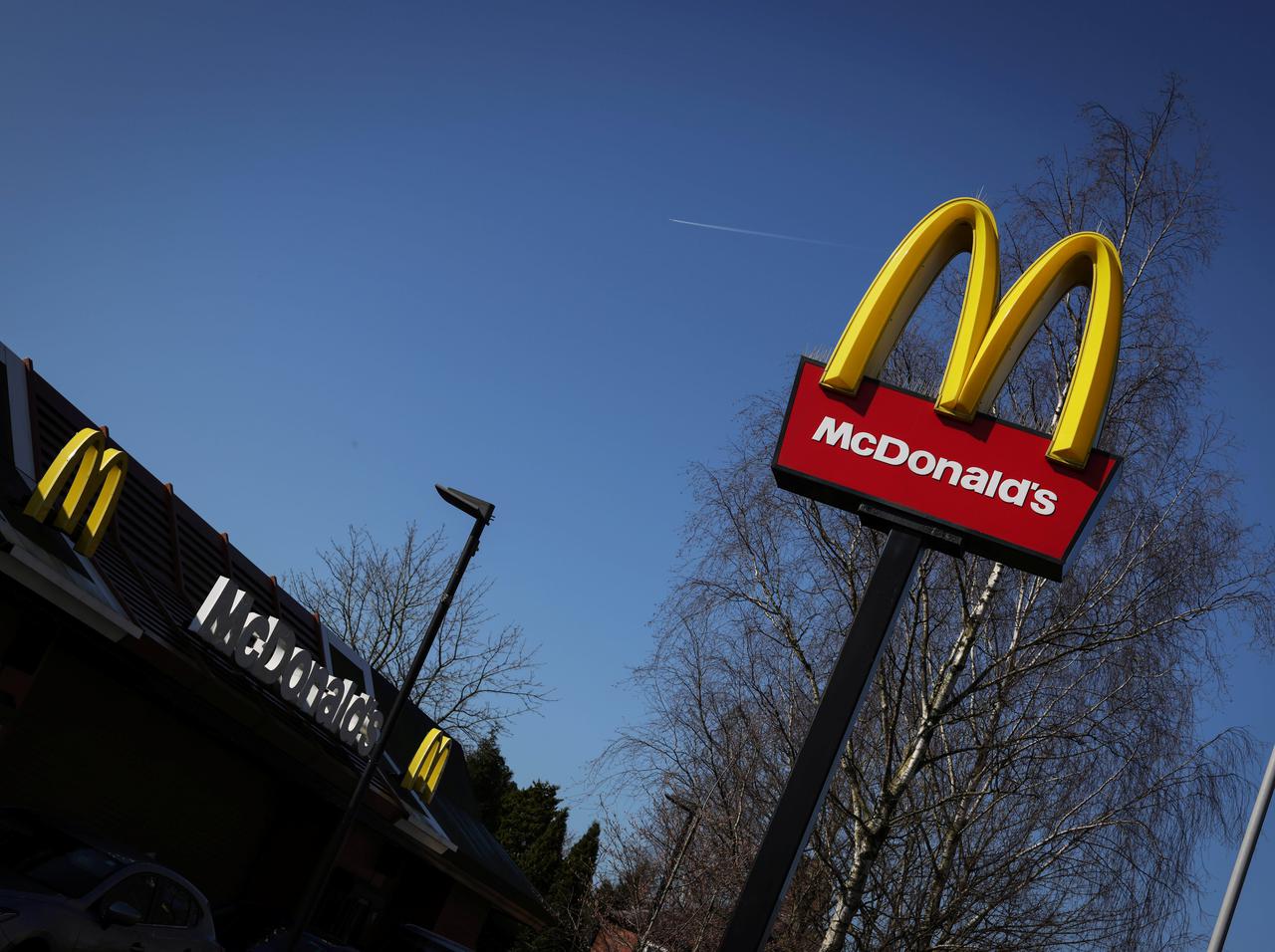 マクドナルド店員がバラした「いつも言ってる嘘」、だからだったのか…！