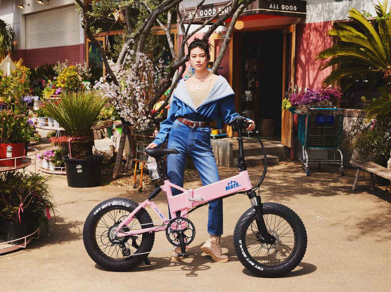 人気e-BIKEブランド「MATE. BIKE」とevianがアースデイを記念したコラボを発表