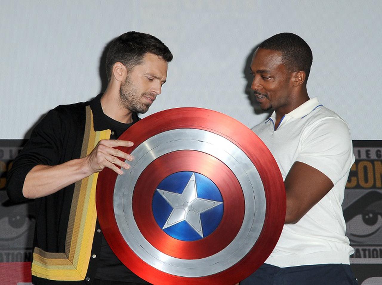 アンソニー・マッキー、新キャプテン・アメリカとしての意気込みが“良いパパ”すぎる