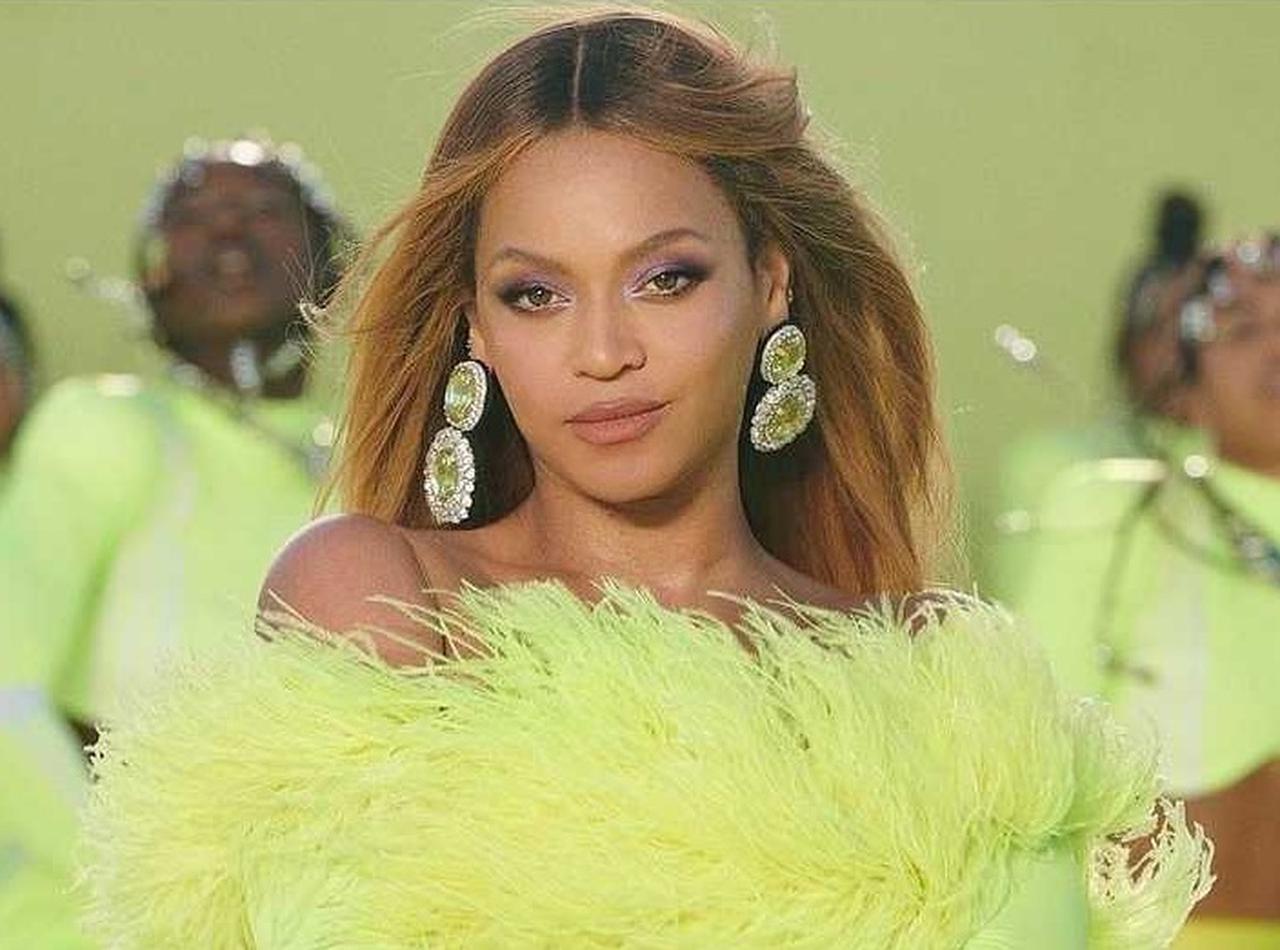 ビヨンセ、パフォーマンス中に「スペシャルゲスト」が参加していたのに気づいた？