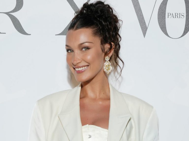 ベラ・ハディッドが新たな挑戦!コメディドラマに出演し俳優デビュー