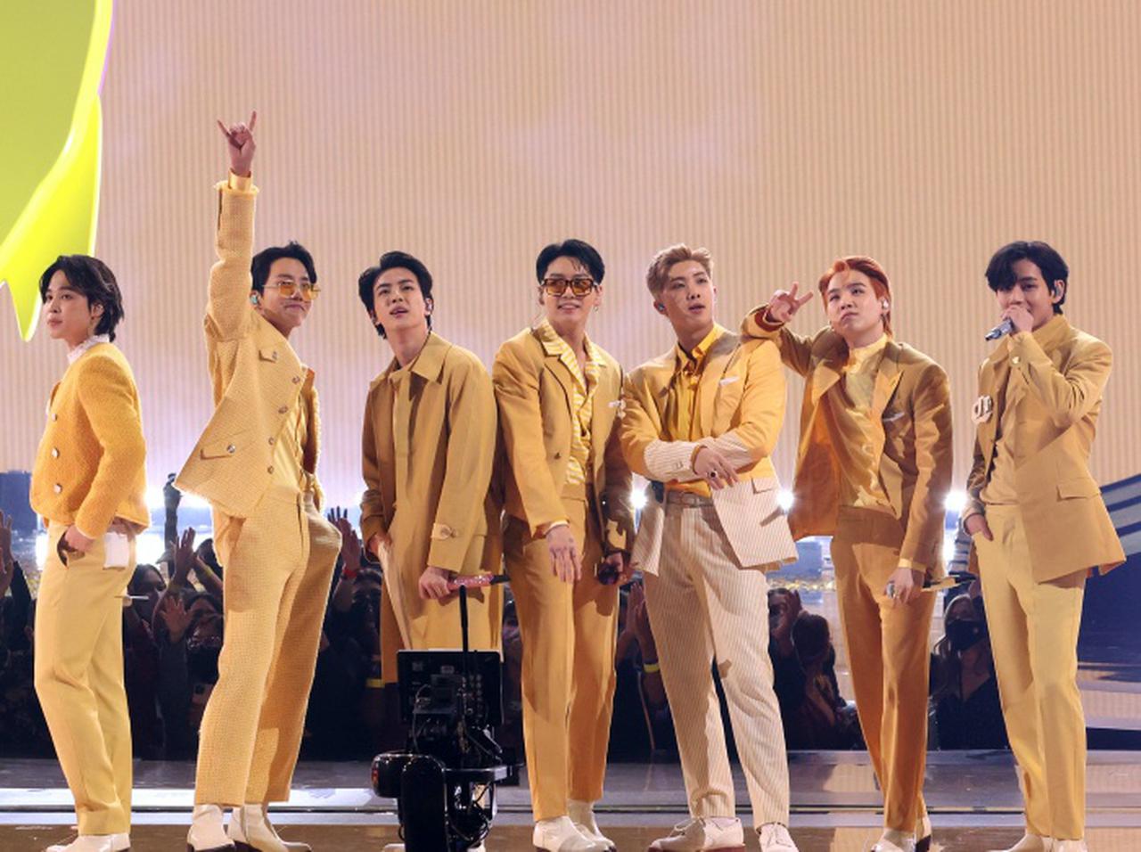 『ミッション：インポッシブル』俳優がBTSのコンサートへ、大好きなジンと対面で満面の笑み