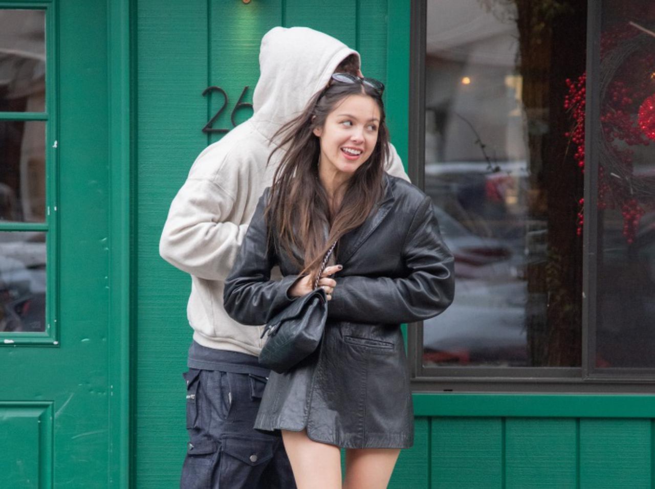 新たなロマンスの噂! オリヴィア・ロドリゴが一緒にお出かけしたお相手はどんな人?