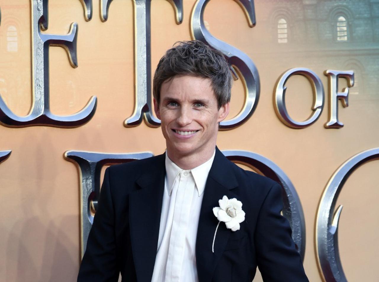 『ファンタビ』エディ・レッドメイン、“ニュートの杖”の行く末が笑える