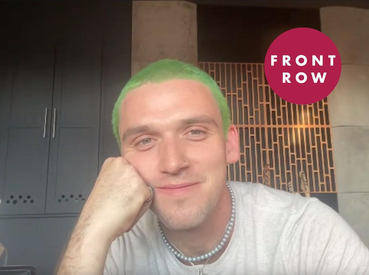 エモを表現する名手、27歳のソングライターLAUVと“アラサー”トークしてみた【独占】