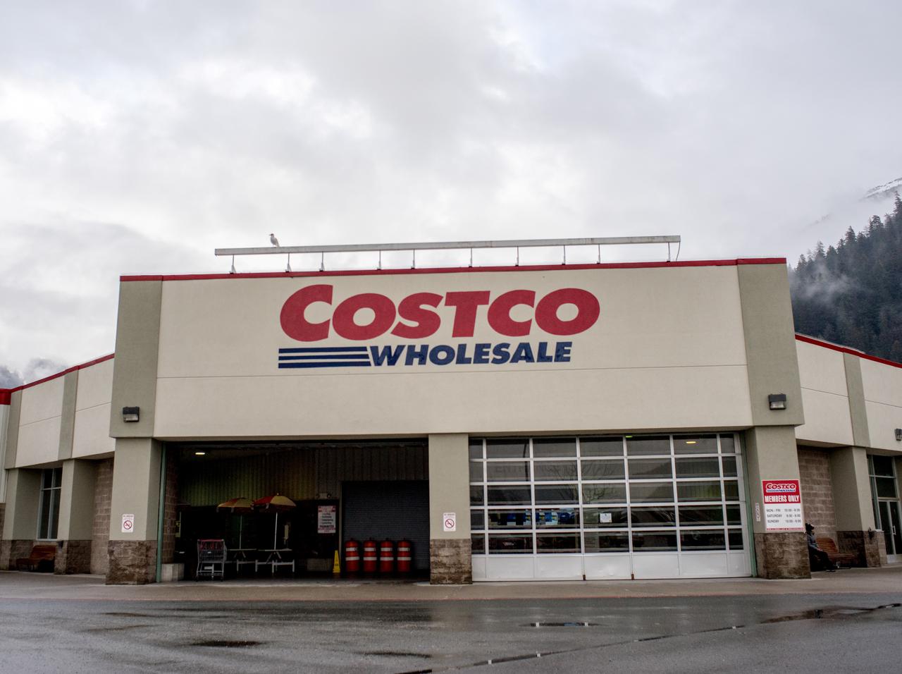 コストコ従業員が「それは私の仕事ではない」を怒る会員の行動とは？