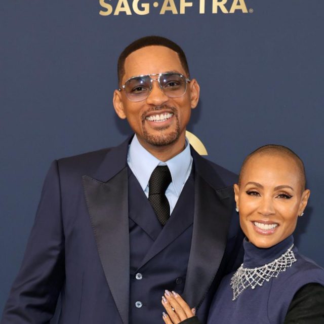 ビンタ事件後初めて公の場に登場、ジェイダ・ピンケット・スミスが黄金に輝く