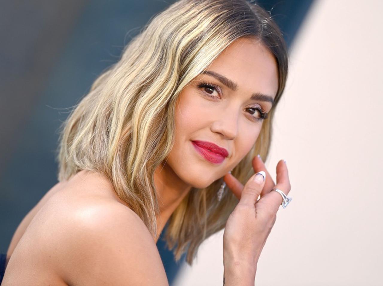 ジェシカ・アルバは“脱がない主義”、過去のヌードシーンは「ニセモノ」だった