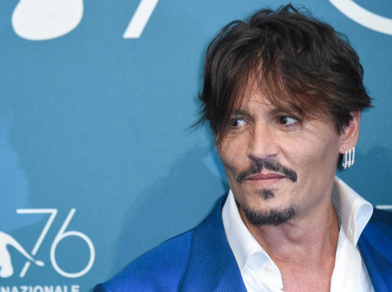 ジョニー・デップ、裁判でアンバー・ハードと「目を合わせない」のには『理由』があった