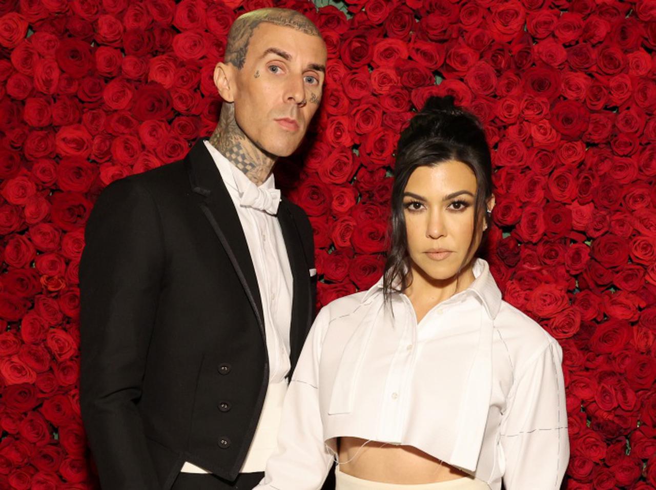 妊娠するために週4で精液を飲むように医師からアドバイスをもらう、コートニー・カーダシアン