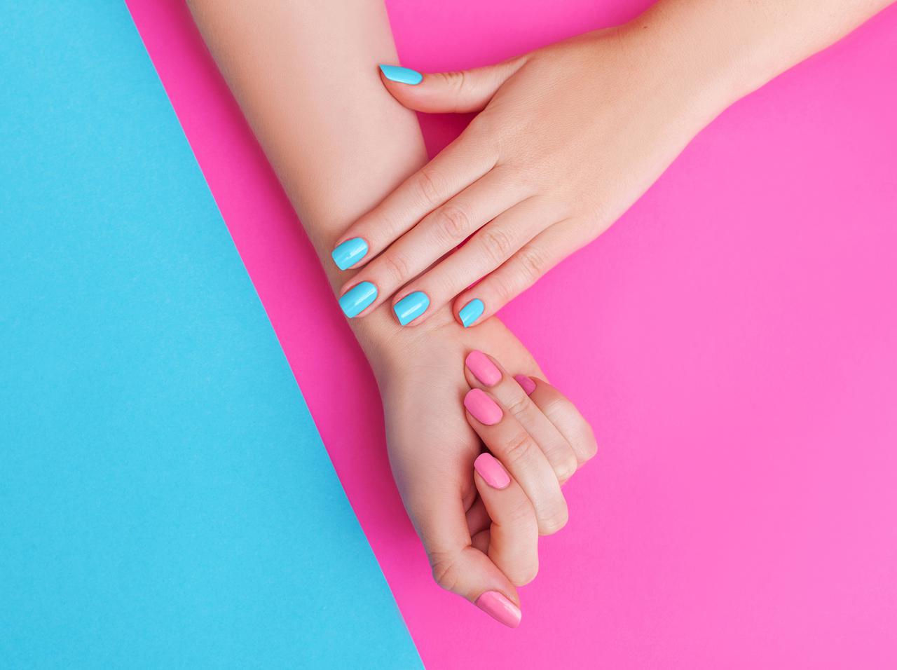 ネイルはジェルとスカルプどっちがいい？違いとメリットをネイリストが解説