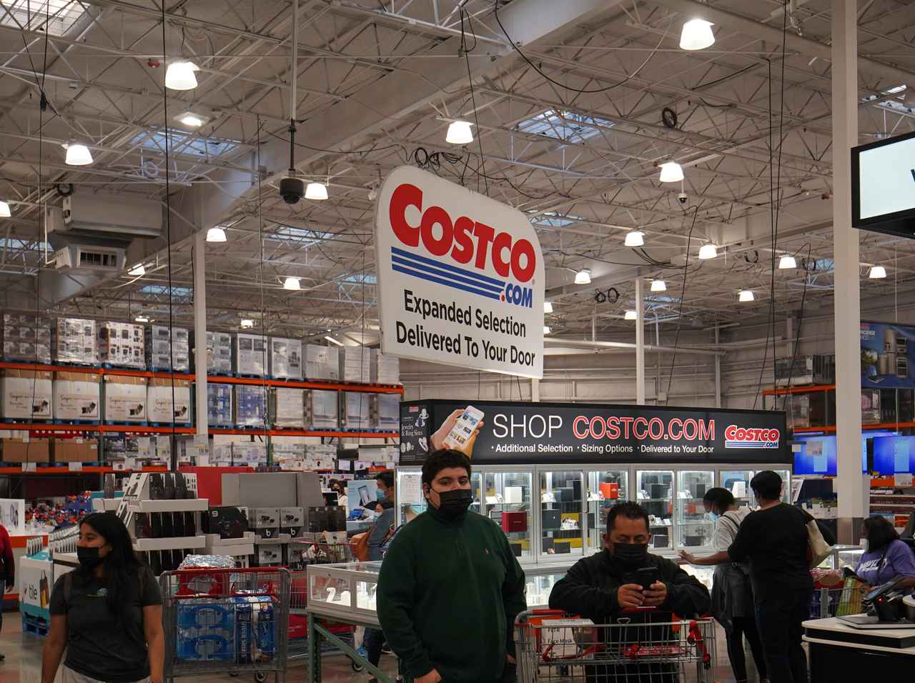 コストコで“約2000円”の商品が「高すぎる」と話題、そこには1つの理由が