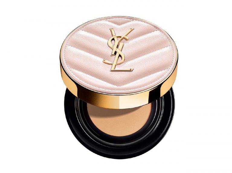 YSLの“ピンクのクッション”「ラディアント タッチ グロウパクト」が、期間限定で先行発売