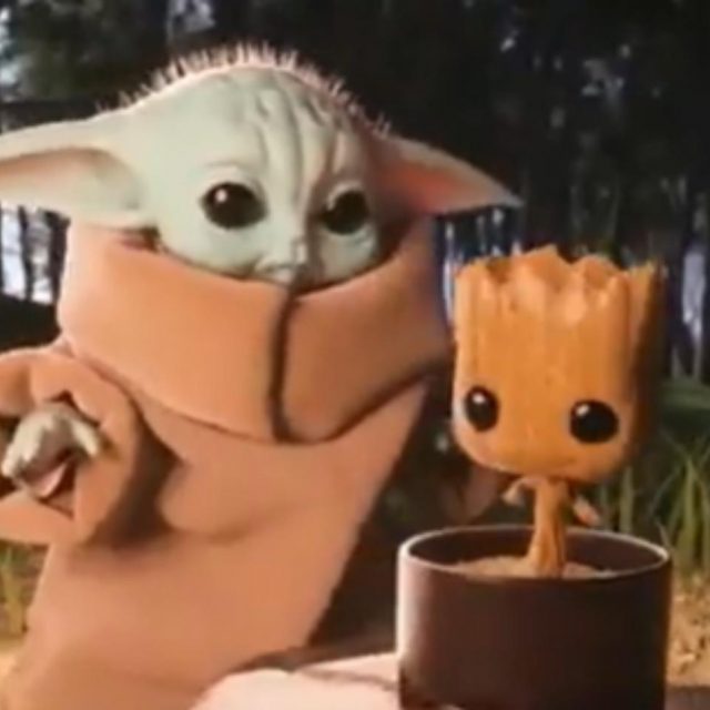 2大可愛いが！ ベビーヨーダとベビー・グルートが共演した動画がそれはそれは可愛らしい…