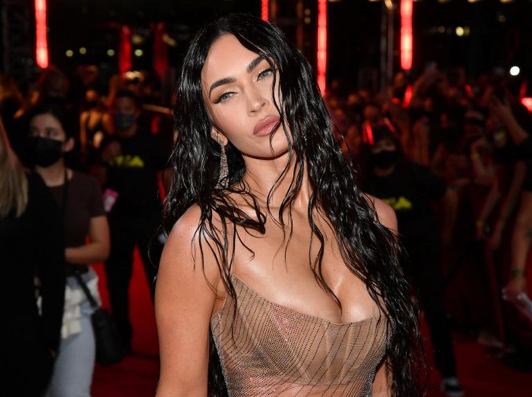 ミーガン・フォックス、衣装に「セックスするための穴」をあけてスタイリストを困惑させる