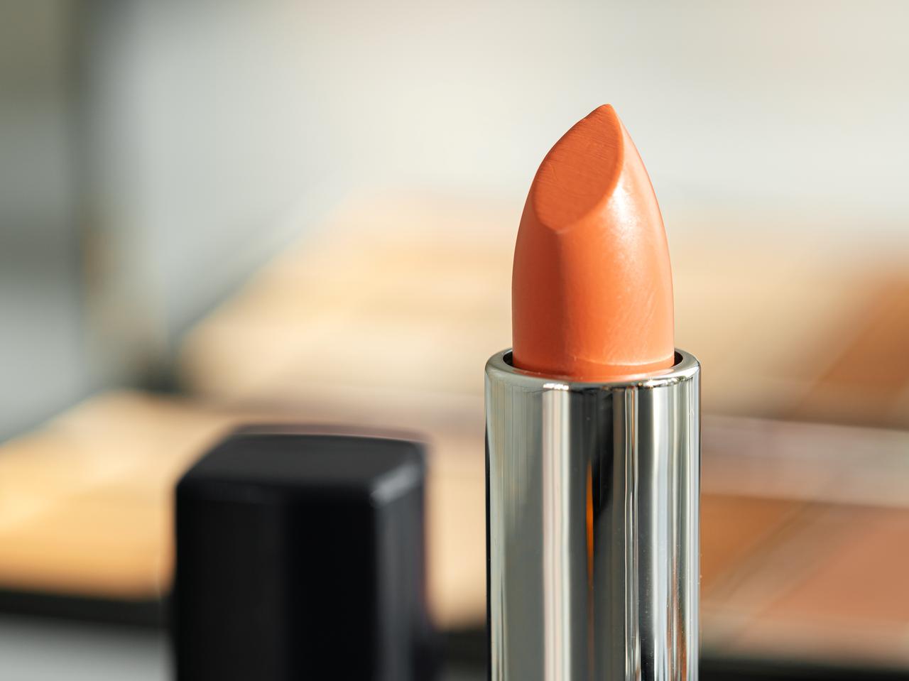 オレンジリップが似合わない理由は?イエベ・ブルベ別の色選び