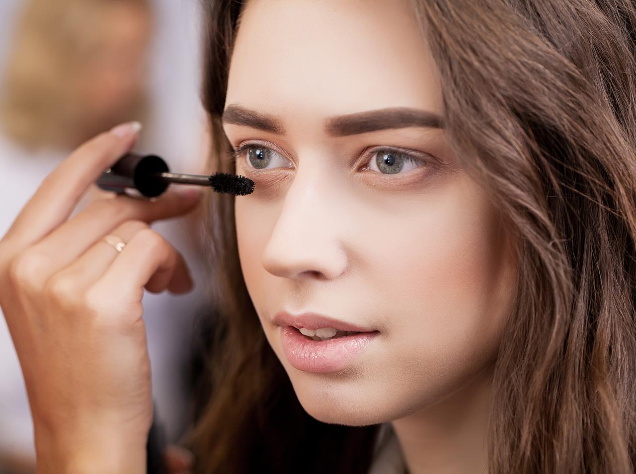 アイメイク中の“やっちゃった”を即修正！メイクのプロが教える失敗のお直しテク