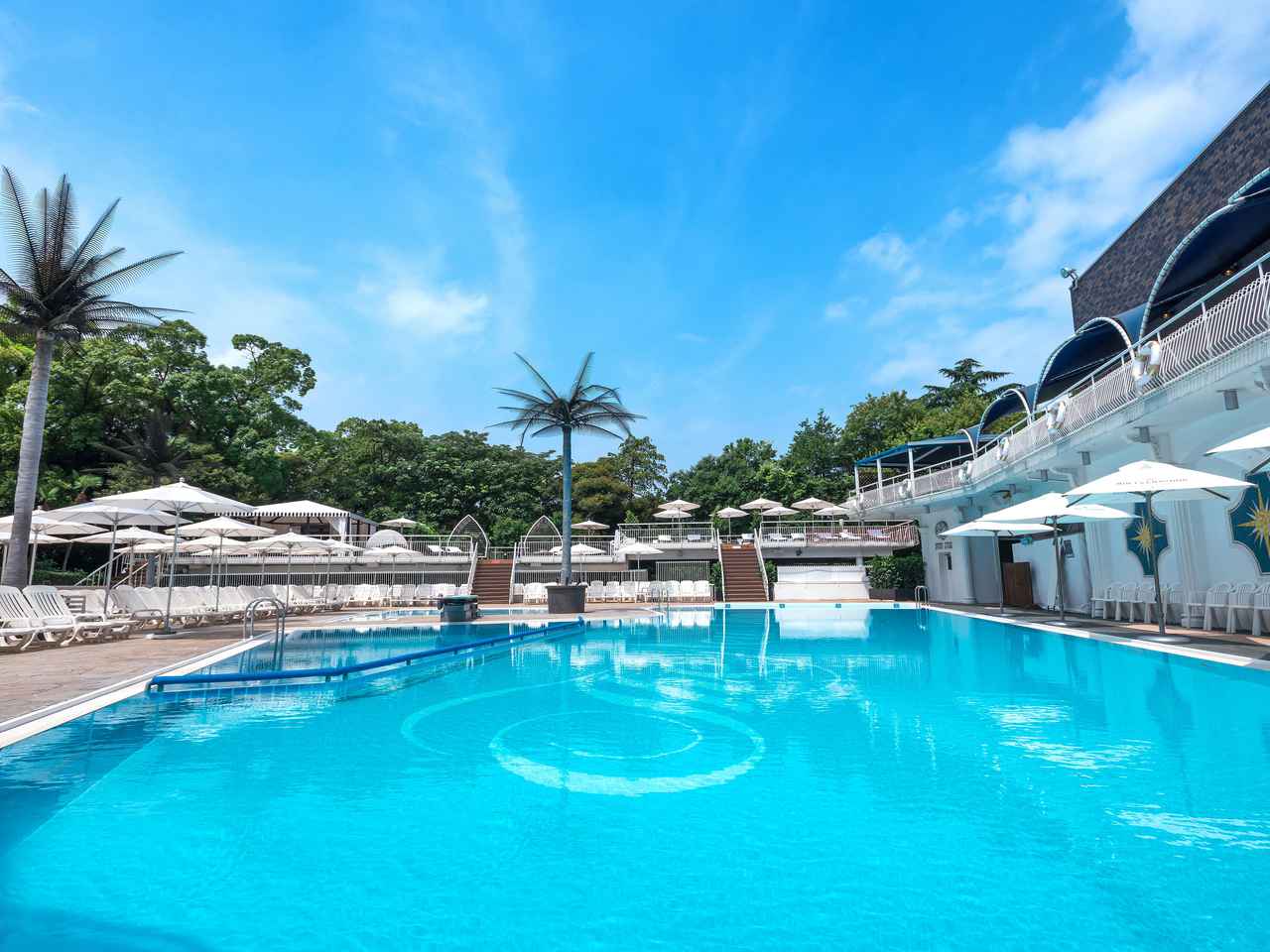 都内最大級の屋外プール!ホテルニューオータニの「GARDEN POOL」が3年ぶりにオープン