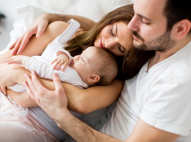 育休は「休暇」ではない！東京都が新愛称を募集中、他国では育休はなんと言う？