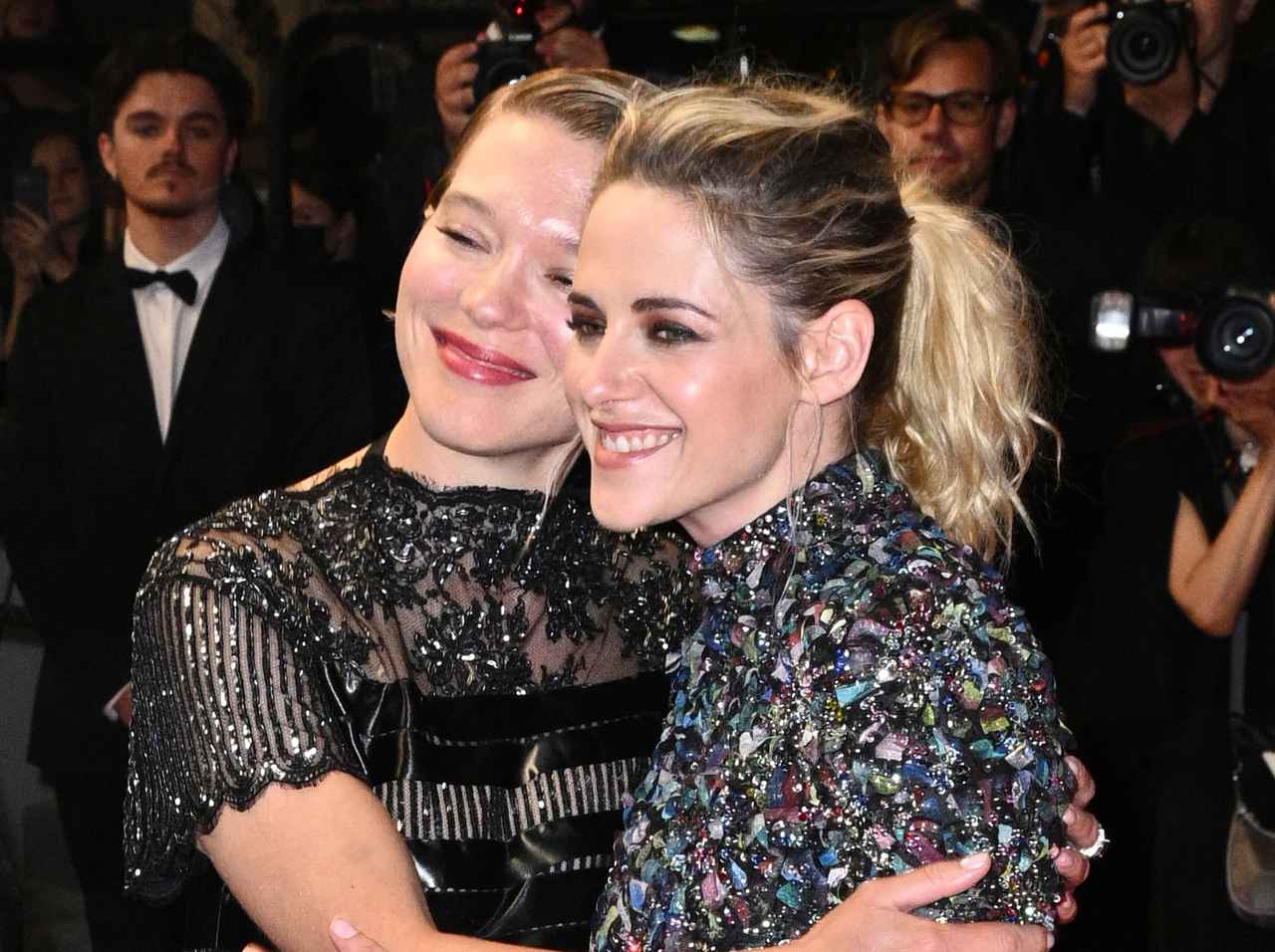 レア・セドゥはクリステン・スチュワートが大好き!レッドカーペットで離さない