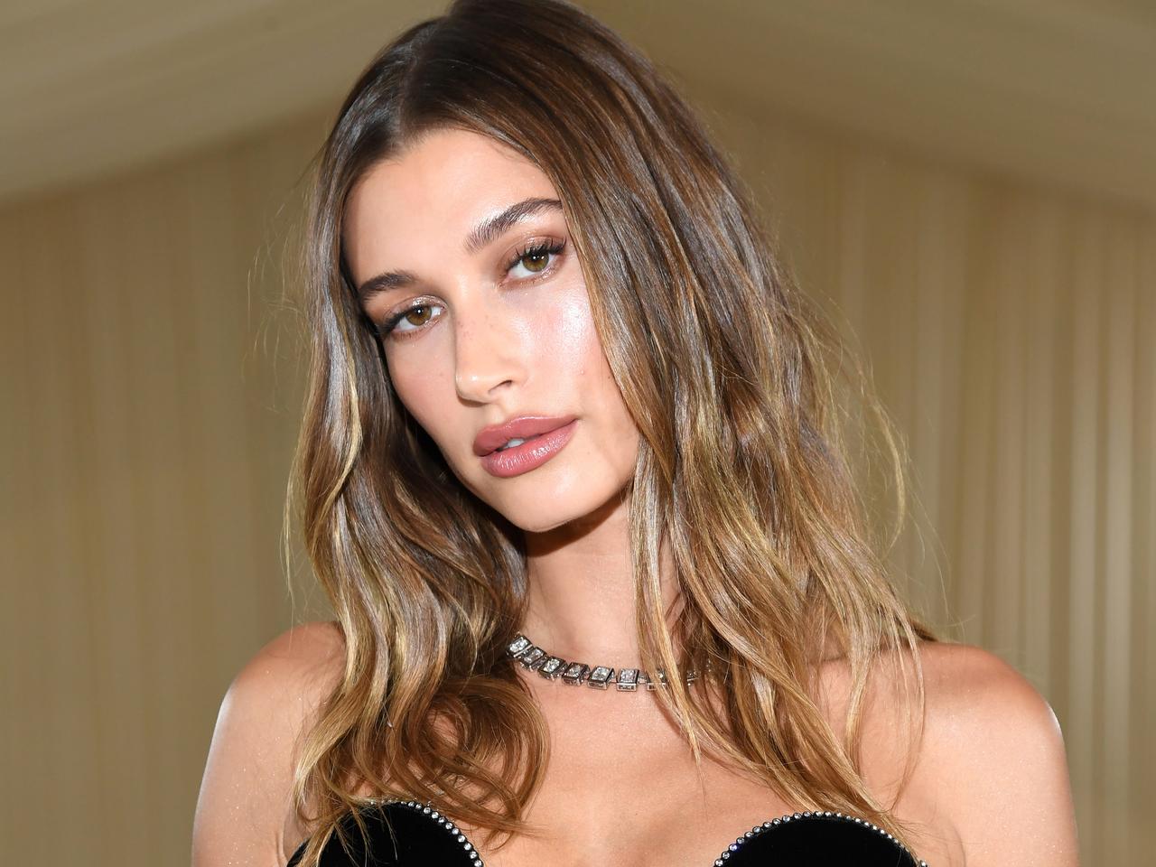 ヘイリー・ビーバーの「美人リップ」が真似できる！愛用リップコスメが判明