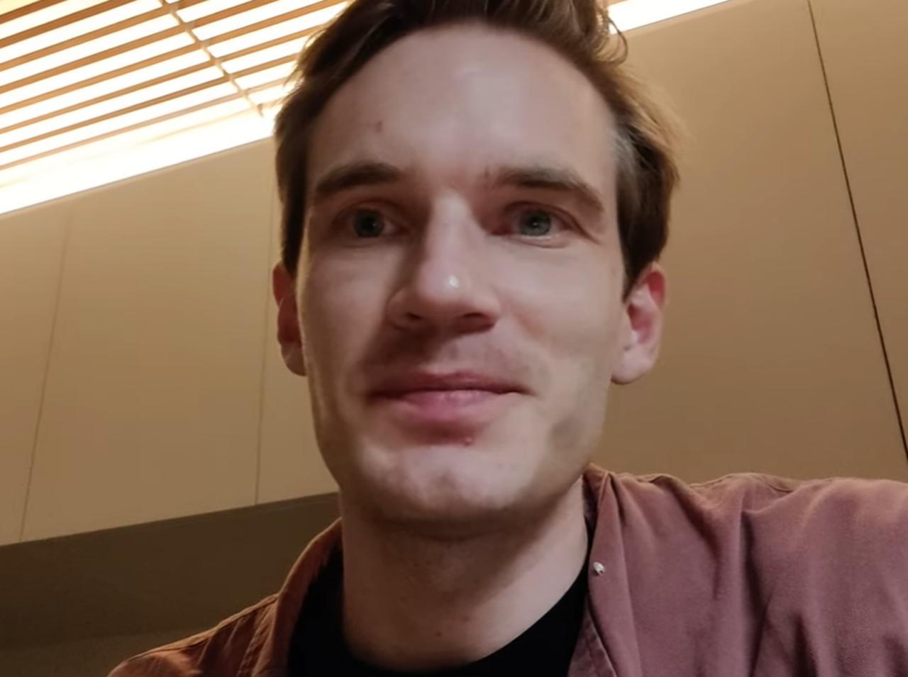 世界一YouTuberピューディパイが東京移住でまず行なったこと、「礼儀」がしっかりしている…!