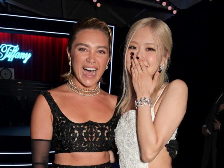 BLACKPINKロゼとMCU俳優が意気投合!大はしゃぎする姿が可愛すぎる