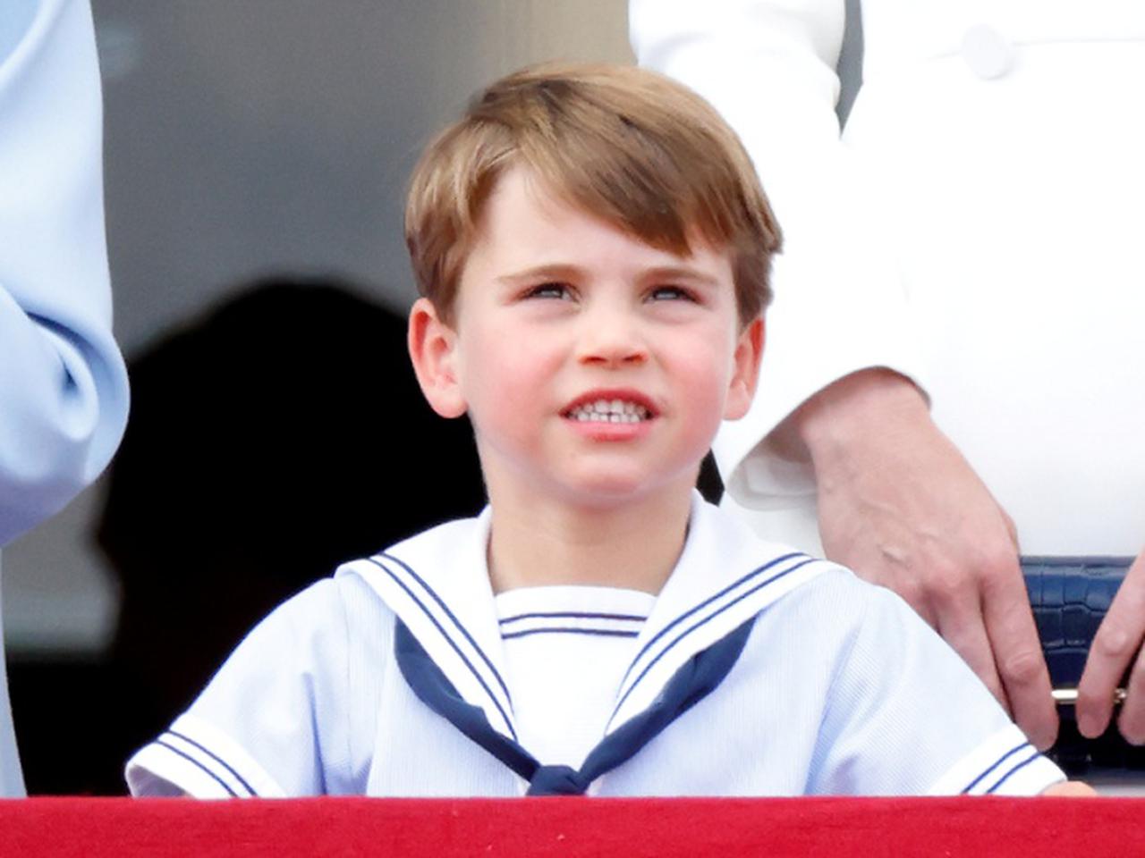 英王室ルイ王子が“おさがり”を着用!37年前に父親ウィリアム王子が着たものだった