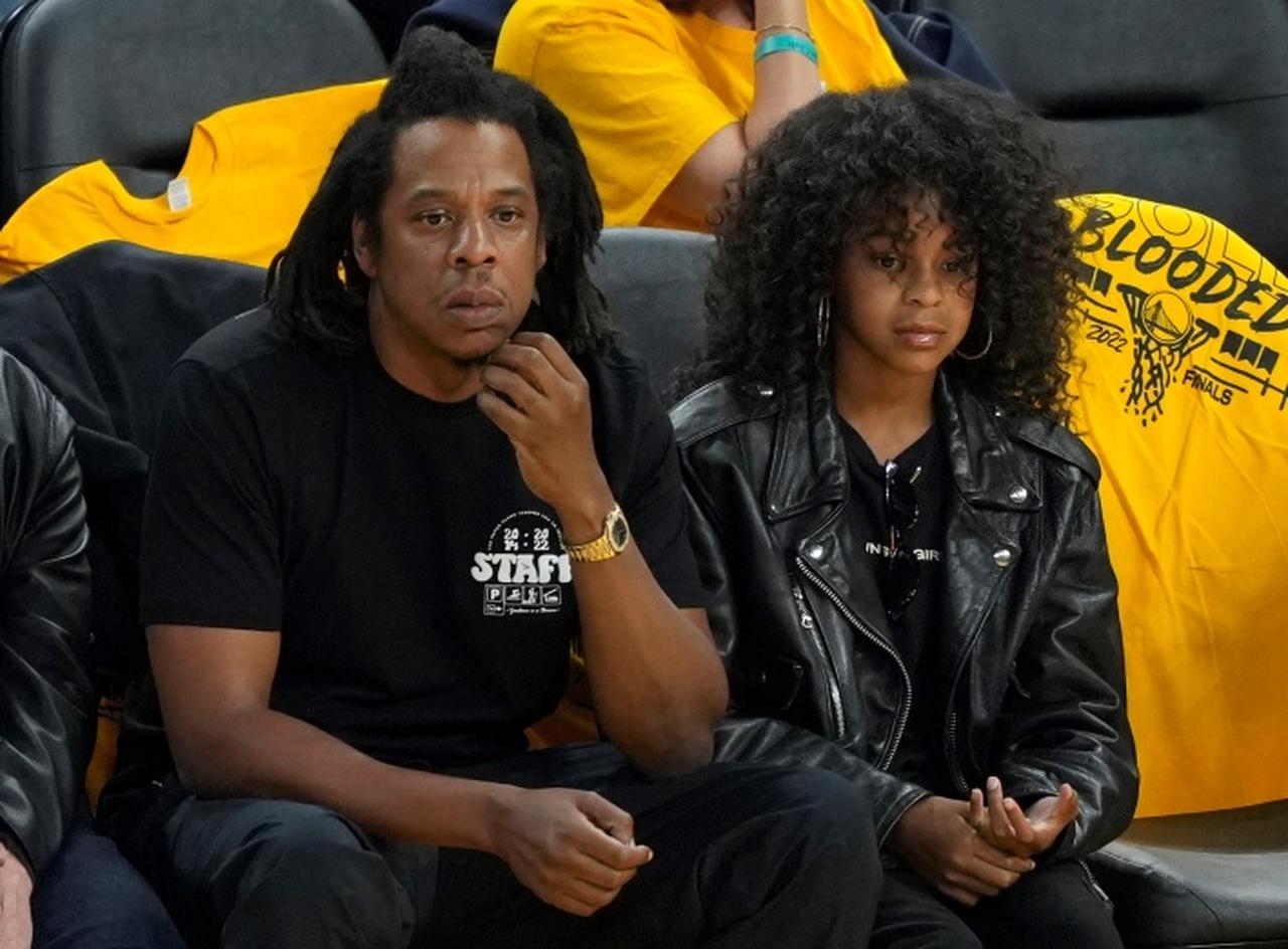 ビヨンセ&ジェイ・Zの子供ブルー・アイヴィー、二度見するほどビヨンセにそっくり