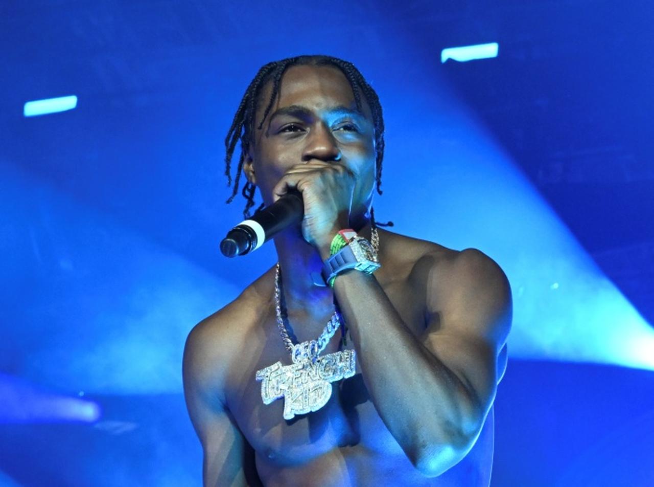 ラッパーのLil Tjayが撃たれる、予断を許されない状況が続く