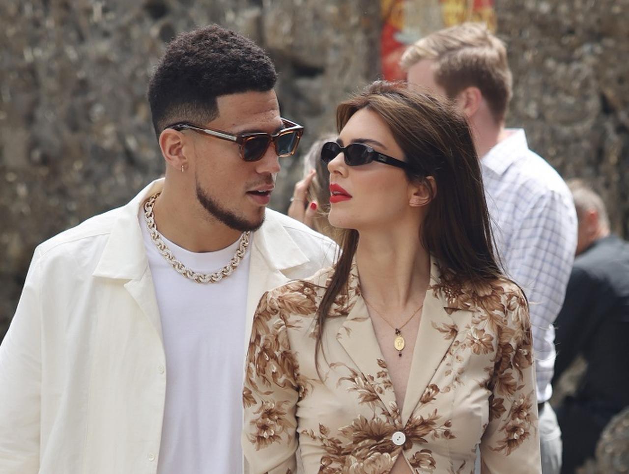 ケンダル・ジェンナーがNBA選手と破局、姉の結婚式まで参加したのに何が？