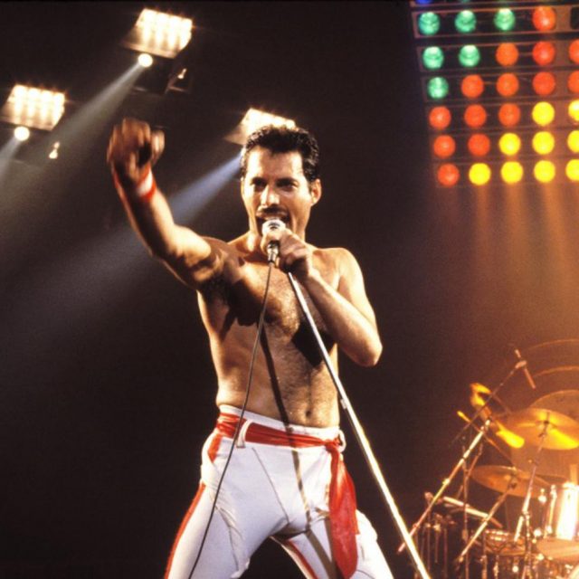 故フレディ・マーキュリーが歌う未発表曲があった！「情熱的な作品」とロジャーが語る
