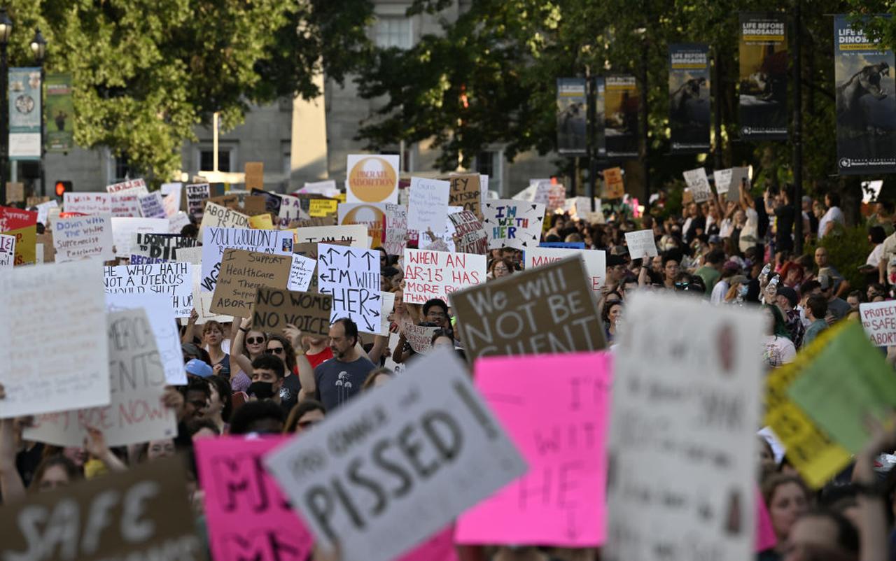 パタゴニア、中絶権利のデモで逮捕された場合に従業員の保釈金払う